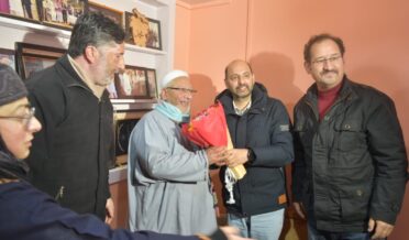 ہینڈی کرافٹس اینڈ ہینڈ لوم ڈیپارٹمنٹ نے ماسٹر کرافٹس مین کو پدم شری اور