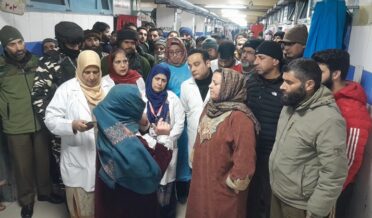 سکینہ ایتو نے سرینگر کے ایل ڈی ہسپتال کا اچانک معائینہ کیا ، طبی سہولیات کا جائیزہ لیا