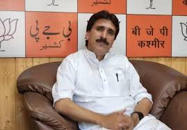 وزیراعلیٰ کے مشیر کو حکومت کی رہنمائی پر توجہ مرکوز کرنی چاہئے: بی جے پی ترجمان الطاف ٹھاکر