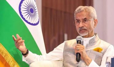 وزیر خارجہ جے شنکر نے انیتا آنند کے ساتھ ہندوستان-کینیڈا تعلقات کو مضبوط بنانے پر تبادلہ خیال کیا