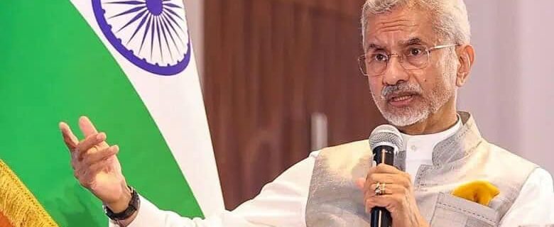 وزیر خارجہ جے شنکر نے انیتا آنند کے ساتھ ہندوستان-کینیڈا تعلقات کو مضبوط بنانے پر تبادلہ خیال کیا