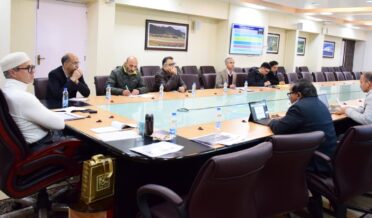 وزیر اعلیٰ نے کشمیر میں پری بجٹ مشاورت کے سلسلے کا اختتام کیا ، شوپیاں اور کپواڑہ کے عوامی نمائندوں سے پری بجٹ مشاورت کی