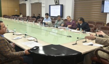 وزیر اعلیٰ نے 7؍ مارچ کو بجٹ پیش کرنے سے قبل اہم محکموں کے ساتھ پری بجٹ میٹنگوں کا اِنعقاد کیا