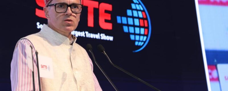 وزیرا علیٰ عمر عبداللہ نے سیاحوں کو ایس اے ٹی ٹی اِی ۔2025 میں جموں وکشمیر کا دورہ کرنے کی دعوت دی