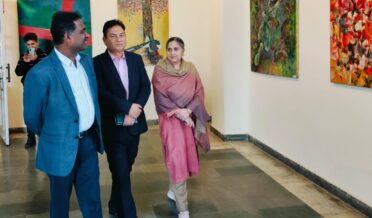 کمشنر سیکرٹری کلچر نے کلا کیندر جموں کے کام کاج کا جائزہ لیا