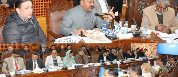 نائب وزیر اعلیٰ نے شوپیاں میں ترقیاتی سرگرمیوں کا جائزہ لیا