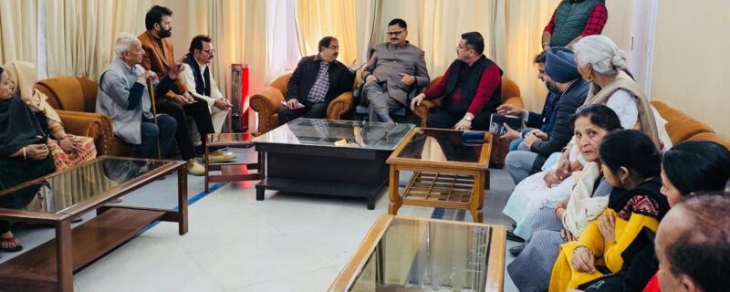 سابق کارپوریٹر نے وزیر برائے جل شکتی کے ساتھ پانی کے معاملات پر تبادلہ خیال کیا