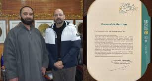 کشمیری کاریگر نے ایرانی کرافٹ فیسٹیول میں پہلا انعام جیت لیا