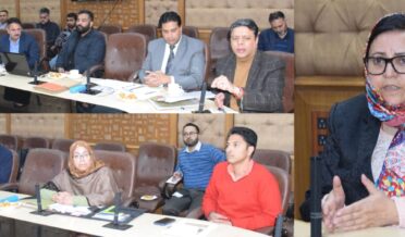 سکینہ اِیتو نے جے کے ایس سی ایس ٹی بی سی ڈیولپمنٹ کارپوریشن اور جے کے ڈبلیو ڈِی سی سی کی کارکردگی اور کام کاج کا جائزہ لیا