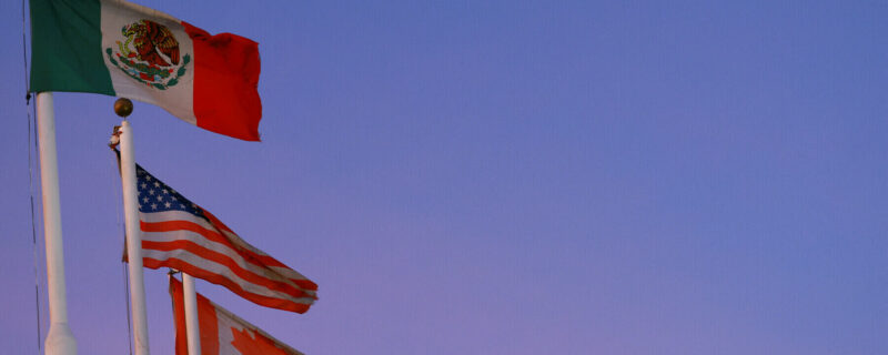 ٹرمپ نے میکسیکو، کینیڈا اور چین پر بھاری ٹیکسز لگاکر تجارتی جنگ چھیڑ دی