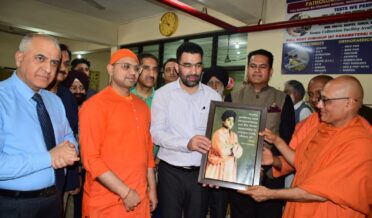 عابد رشید نے راما کرشن مشن میڈیکل سنٹر میں میڈیکل کیمپ کا افتتاح کیا