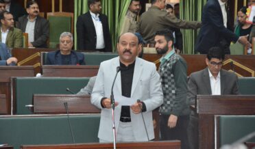 ایوان نے پی ڈبلیو ڈی ، آئی اینڈ سی ، مائیننگ ، سکل ڈیولپمنٹ ، لیبر اینڈ ایمپلائمنٹ محکموں کے گرانٹ پاس کئے