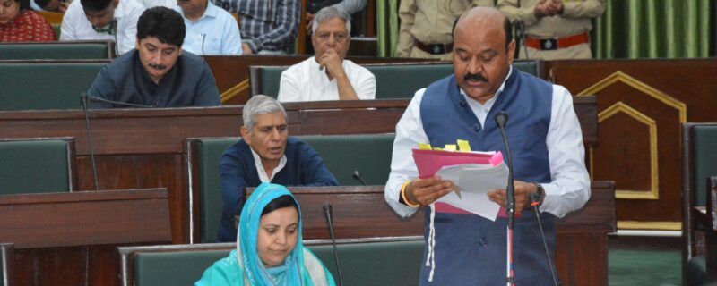 جے کے پی ایس سی اور جے کے ایس ایس بی نے گزشتہ دو برسوں میں 12,524 بھرتیاں کیں