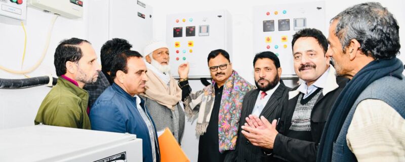 جاوید احمد رانا نے مینڈھر میں واٹر سپلائی سکیموں کا اِفتتاح کیا