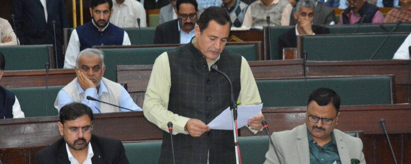 حکومت کاشت کاروںکی پیداواری صلاحیت ، دیرپایت اور آمدنی کو بہتر بنانے پرتوجہ مرکوز کر رہی ہے ۔ ۔ جاوید احمد ڈار