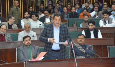 قومی زعفرانی مشن کے تحت 2,548.75 ہیکٹر زعفرانی اَراضی بحال کی گئی۔ جاوید احمد ڈار