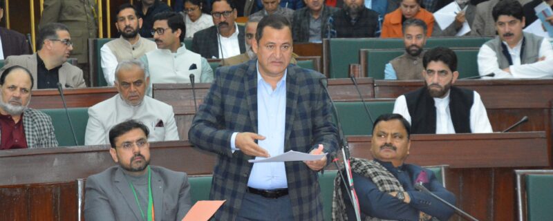 قومی زعفرانی مشن کے تحت 2,548.75 ہیکٹر زعفرانی اَراضی بحال کی گئی۔ جاوید احمد ڈار