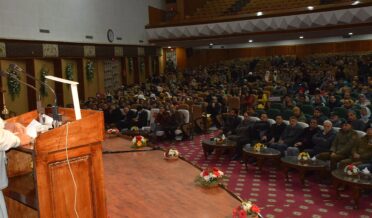 لیفٹیننٹ گورنر کا کشمیر یونیورسٹی میں ’’ نیشنل سائنس ڈے ‘‘ سمینا ر سے خطاب