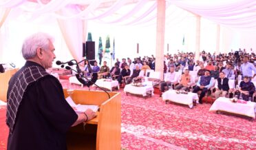 لفٹینٹ گورنر نے راج بھون میں بہار دیوس کے جشن میں شرکت کی