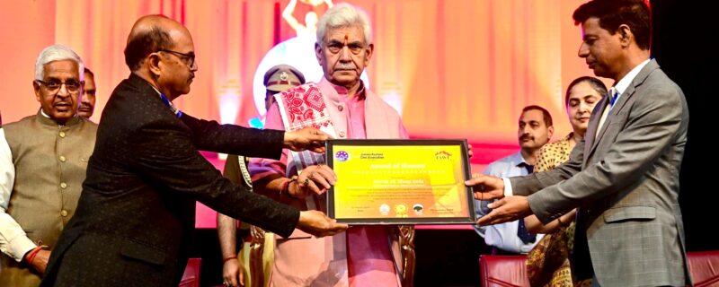 لیفٹیننٹ گورنر نے مقامی ٹیلنٹ کو فروغ دینے کیلئے وقف ایک مختصر فلم فیسٹول توی فلم اُتسو کا اِفتتا ح کیا