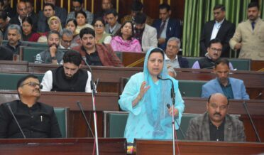 صحت سہولیات کو مستحکم کرنا اور خالی اَسامیوں کو پُر کرنا جاری۔ وزیر صحت