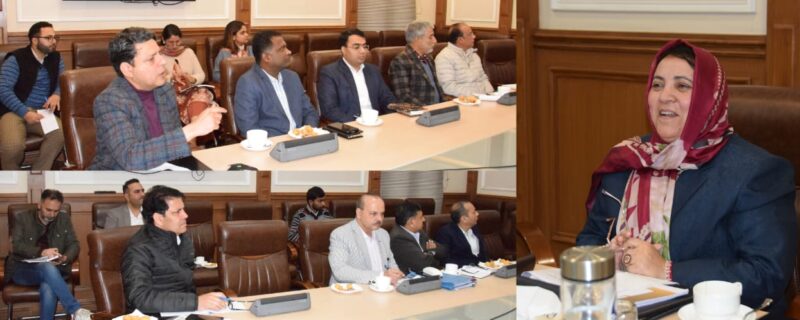 سکینہ اِیتو نے جموں وکشمیر میں عالمی یومِ خواتین کی تقریبات کی تیاریوں کا جائزہ لیا