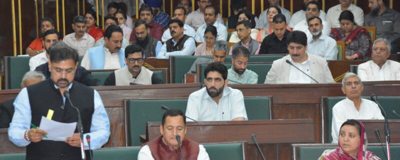 سال 2018-19 میں کھیلو اِنڈیا سکیم کے تحت چار پروجیکٹوں کیلئے 14.75 کروڑ روپے جاری کئے گئے۔ ستیش شرما