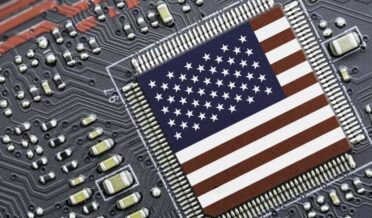 امریکا چین کی اے آئی ترقی سے خوفزدہ، 50 چینی ٹیک کمپنیاں بلیک لسٹ کر دیں