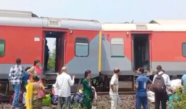 کامکھیا سوپر فاسٹ ایکسپریس کے 11ڈبے پٹری سے اترگئے
