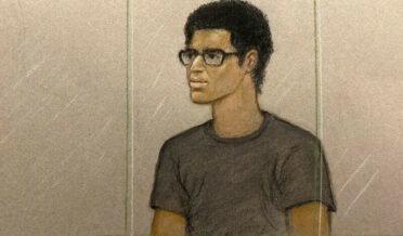 برطانیہ:ماں، بہن اور بھائی کا قتل کرنے والے نوجوان کو 49سال قید کی سزا