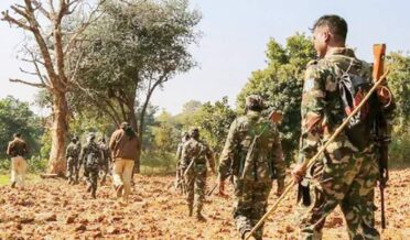 دنتے واڑہ سرحد پر زبردست تصادم، 22 نکسلی ہلاک