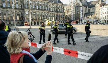 نیدرلینڈز: ایمسٹرڈیم میں چاقو سے حملہ، 2 امریکیوں سمیت 5 افراد زخمی