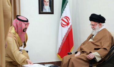 سعودی وزیردفاع کا دورہ ایران، آیت اللہ خامنہ ای کو شاہ سلمان کا پیغام پہنچایا