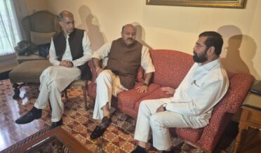 نائب وزیرا علیٰ اور وزیر اعلیٰ کے مشیر کی مہاراشٹر کے نائب وزیر اعلیٰ ایکناتھ شندے سے ملاقات
