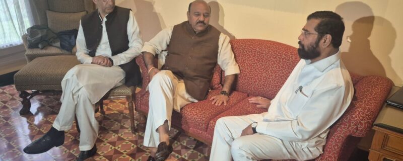 نائب وزیرا علیٰ اور وزیر اعلیٰ کے مشیر کی مہاراشٹر کے نائب وزیر اعلیٰ ایکناتھ شندے سے ملاقات