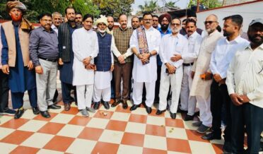 حکومت تمام طبقات کی مساوی ترقی کیلئے پُر عزم ہے ۔ جاوید احمد رانا