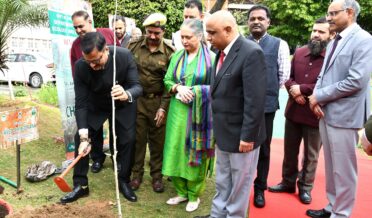 جاوید احمد رانا نے ’’ ایک پیڑ ماں کے نام‘‘ مہم کے تحت ہدف حاصل کرنے میں شراکت داروں کی کوششوں کو سراہا