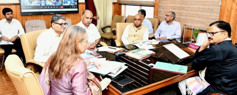 جاوید احمد رانا نے محکمہ جنگلات کی کارکردگی کا جائزہ لیا