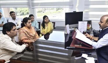 کرشی وِگیان کیندر کے ملازمین کی نائب وزیرا علیٰ سے ملاقات