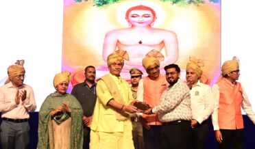 لیفٹیننٹ گورنر نے جموں میں مہاویر جینتی کی تقریب سے خطاب کیا