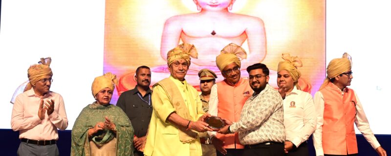 لیفٹیننٹ گورنر نے جموں میں مہاویر جینتی کی تقریب سے خطاب کیا