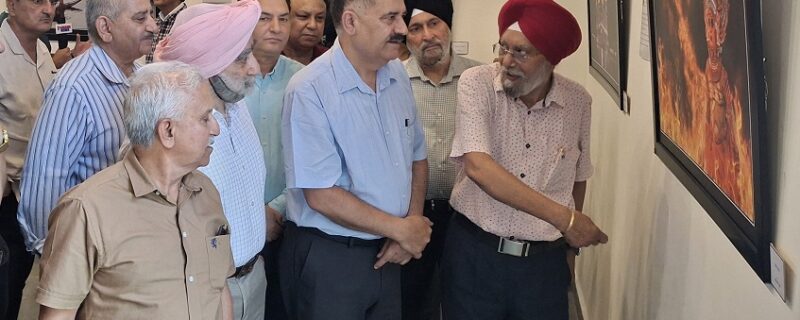 پرنسپل سیکرٹری کلچر نے کلا کیندر جموں میں پانچ روزہ ’ فوٹو ایگزبشن‘ کا اِفتتاح کیا