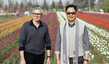 Kiren Rijiju visits Tulip Garden