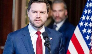 امریکہ نے چینی شہریو ں کو ’گنوار‘ کہہ دیا ،چین کا سخت ردعمل