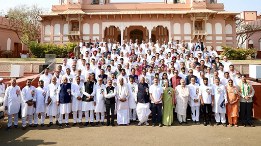 احمد آباد نیشنل کنونشن: کانگریس نے بی جے پی کے قلعہ میں گھس کر بڑی جنگ کا کیا آغاز