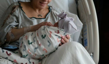 برطانیہ میں رحم مادر کی پیوند کاری کے بعد پہلی بچی کی پیدائش