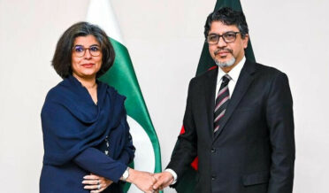 پاکستان اور بنگلہ دیش کے درمیان 15 سال بعد سفارتی مذاکرات بحال