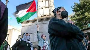 امریکی ویزے کے خواہش مندوں کے سوشل میڈیا اکاونٹس کی تحقیقات کا فیصلہ