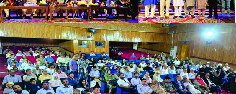 ڈاکٹر رفیق مسعودی کے کشمیری شعری مجموعے ’’ بے پَے تلاش‘‘ کی ٹیگور ہال میں رونمائی