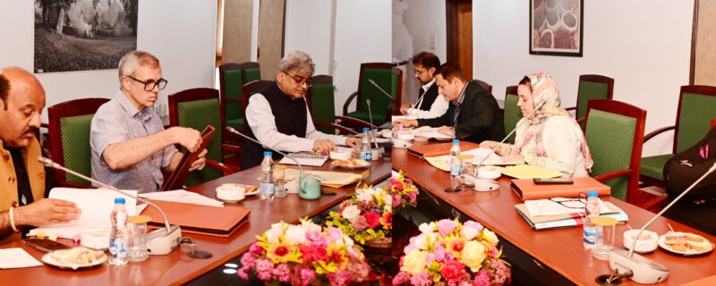 وزیر اعلیٰ عمر عبداللہ نے پہلگام میں کابینہ میٹنگ کی صدارت کی